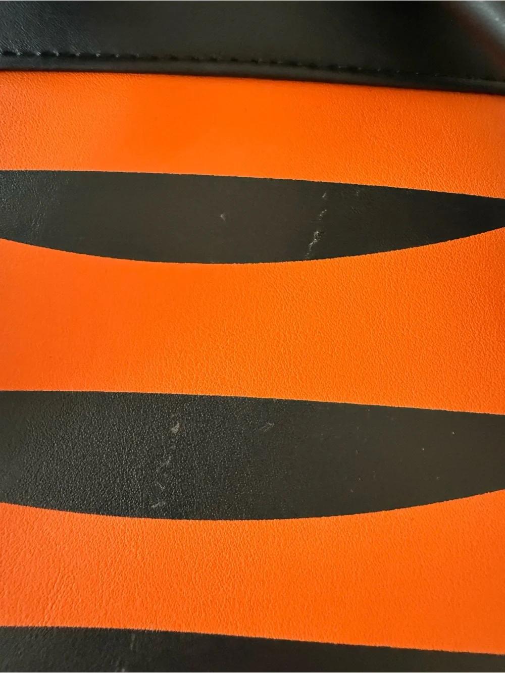 Loungefly Tigger Backpack - Picture 3 of 6